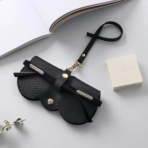 BowLift | Soft glasses case made of synthetic leather with pRedective function