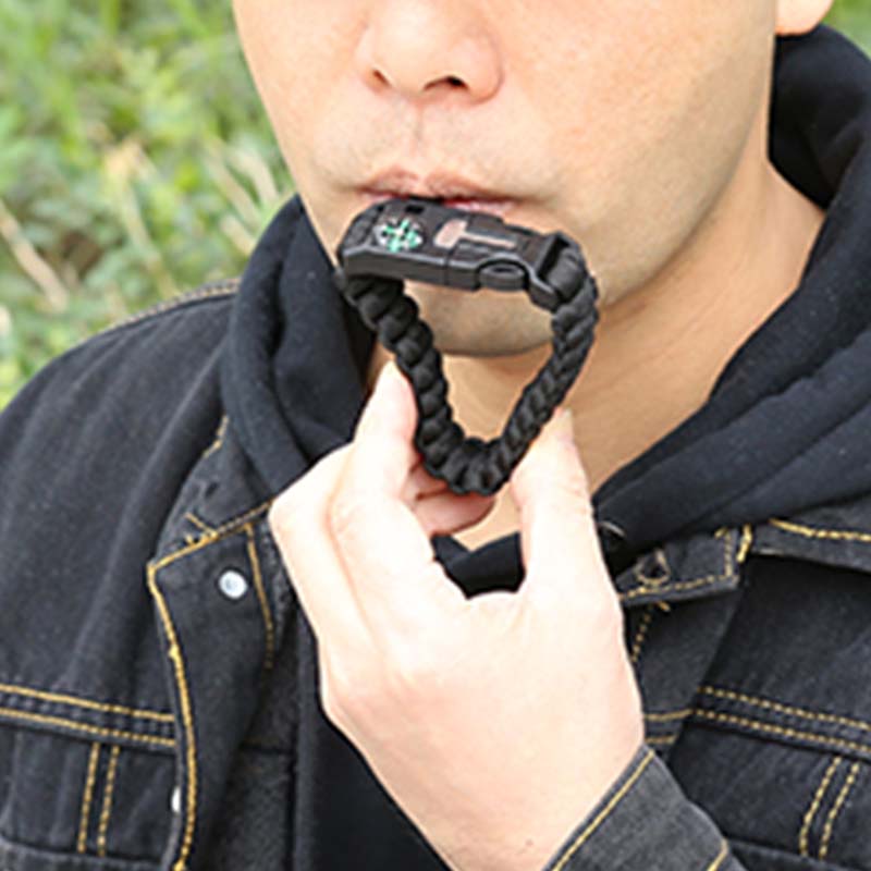 BowLift | Multi-Functional Survival Paracord Bracelet
