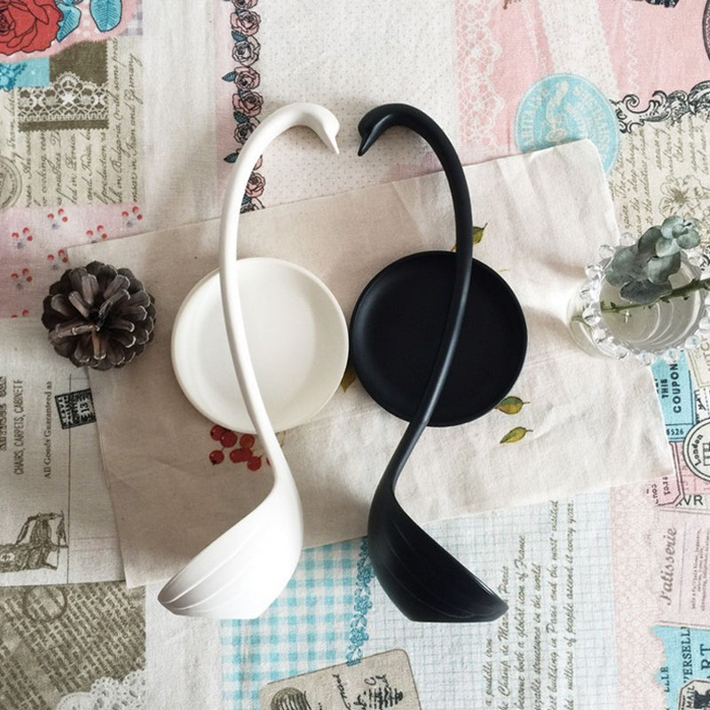 Swan Standing Soup Spoon | Bowlift