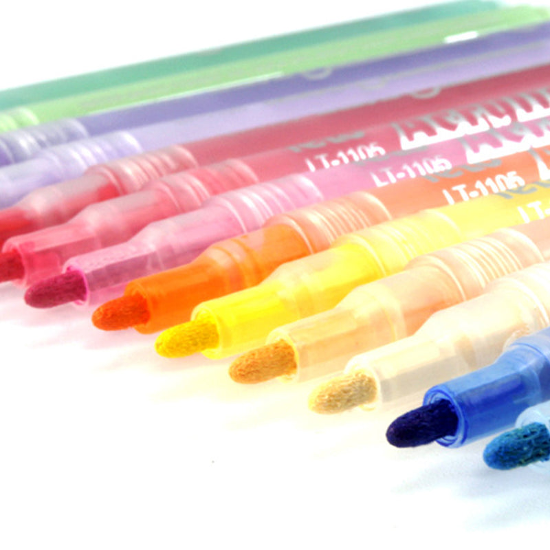 BowLift | Highly pigmented acrylic paint markers