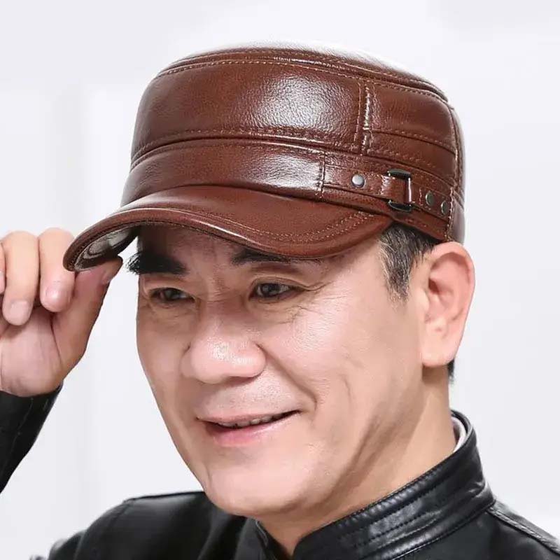 BowLift | New winter hat for men with lambskin ear protection flat visor