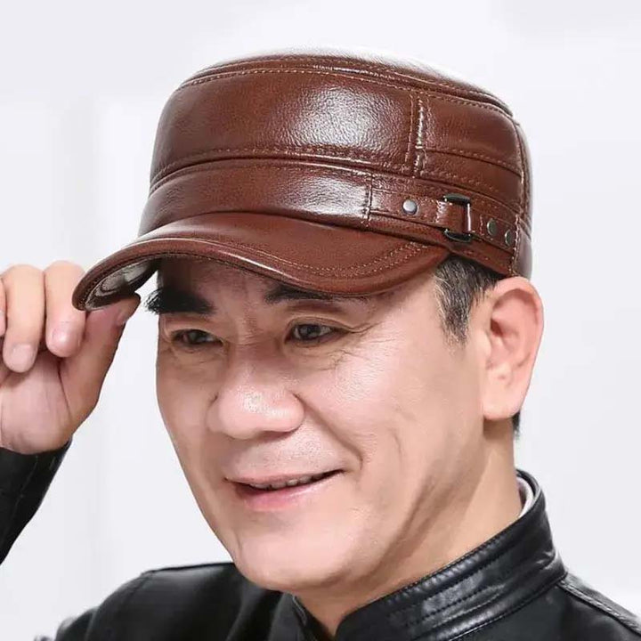 BowLift | New winter hat for men with lambskin ear protection flat visor