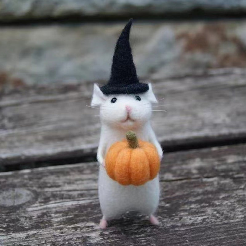 BowLift | Felt Mouse Halloween Ornament