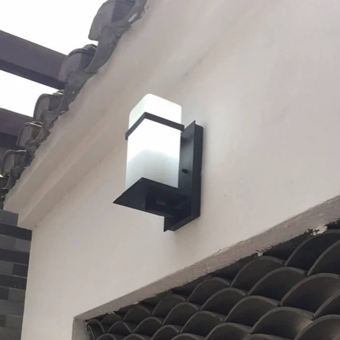 Modern Chinese Square Outdoor Waterproof 1-Light Wall Sconce Lamp | Bowlift
