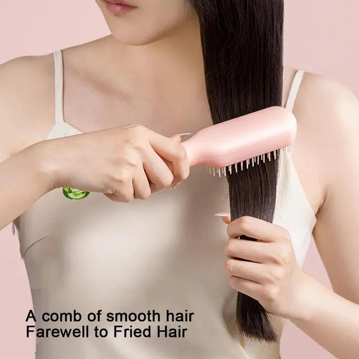 BowLift | Self-Cleaning Antistatic Massage Comb