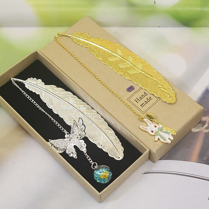 BowLift | Metal Spring Bookmark