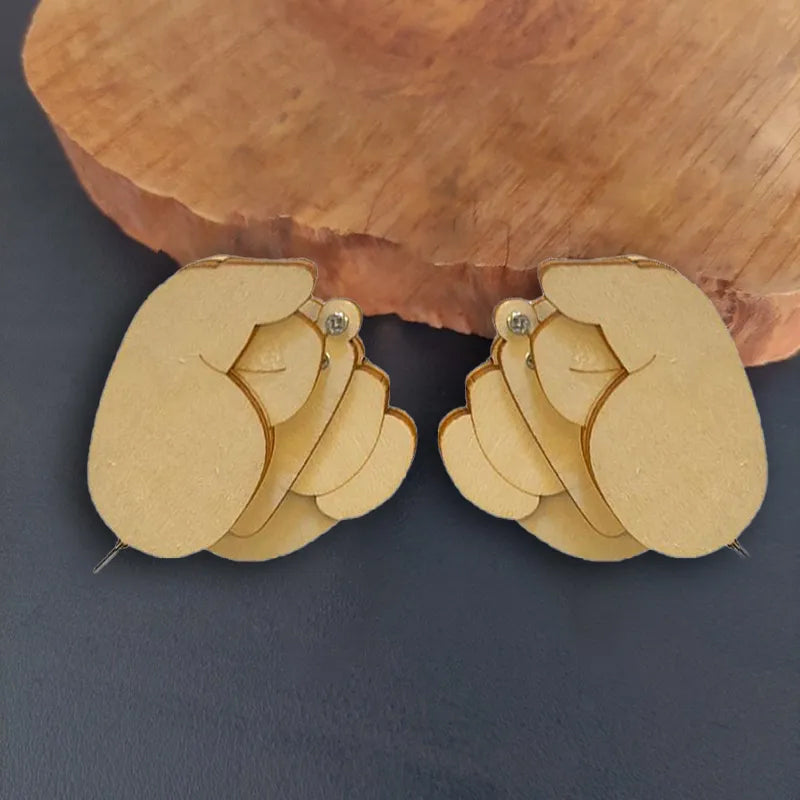 BowLift | Funny Wooden Finger Brooch