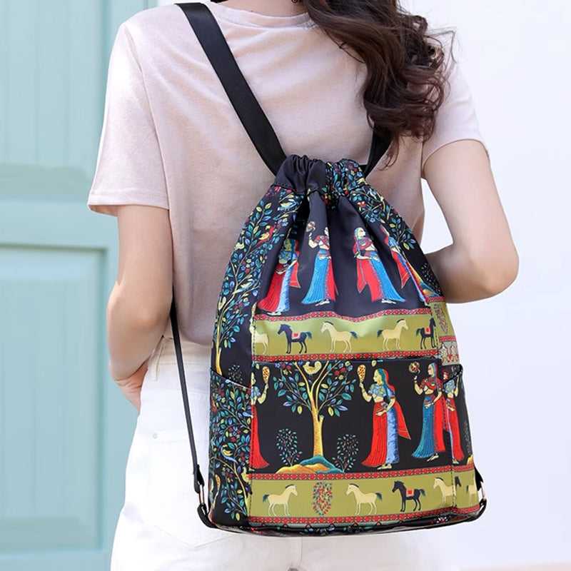Drawstring shoulder bag in ethnic style | Bowlift