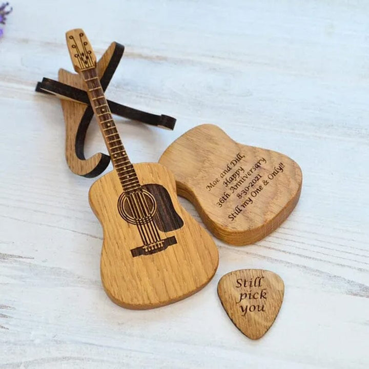 BowLift | Wooden box for acoustic guitar accessories