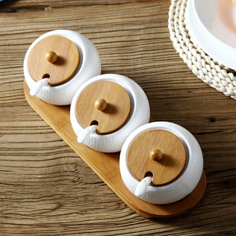 BowLift | Harmony of taste and design – ceramic containers with bamboo lids