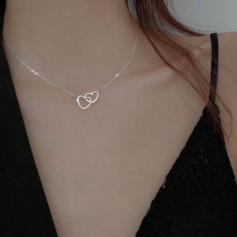 BowLift | Heart Necklace with rotating rose gift box