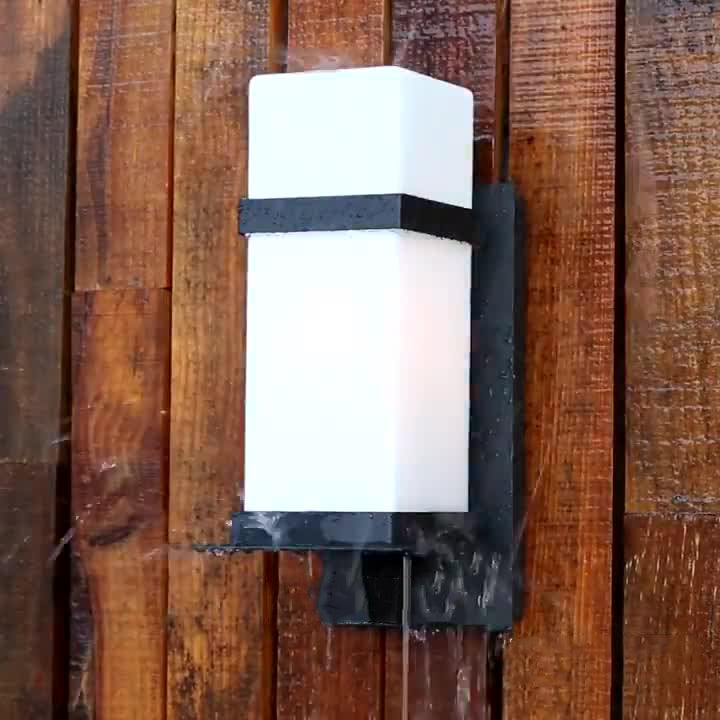 Modern Chinese Square Outdoor Waterproof 1-Light Wall Sconce Lamp | Bowlift