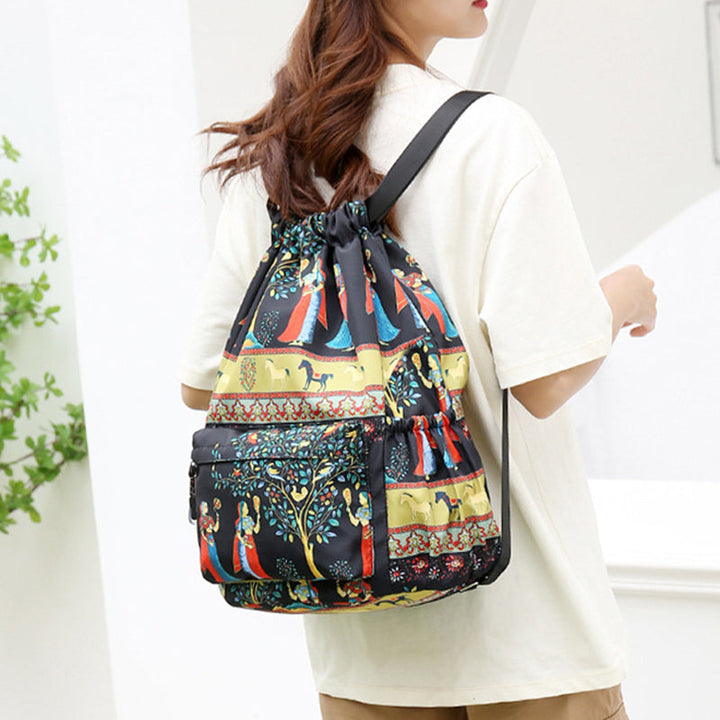 Drawstring shoulder bag in ethnic style | Bowlift