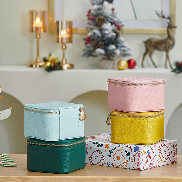 BowLift | Leather jewelry box for travel