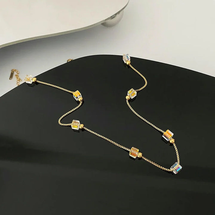 BowLift | Niche Design Crystal Bead Necklace