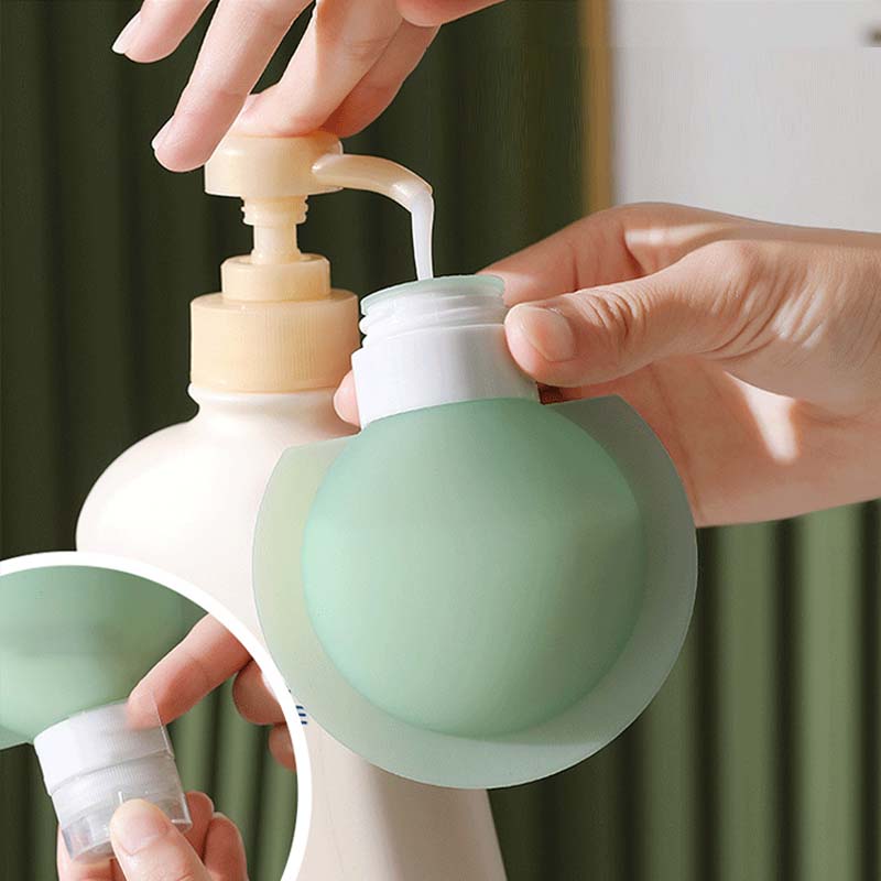 BowLift | Portable travel bottle made of silicone with large diameter