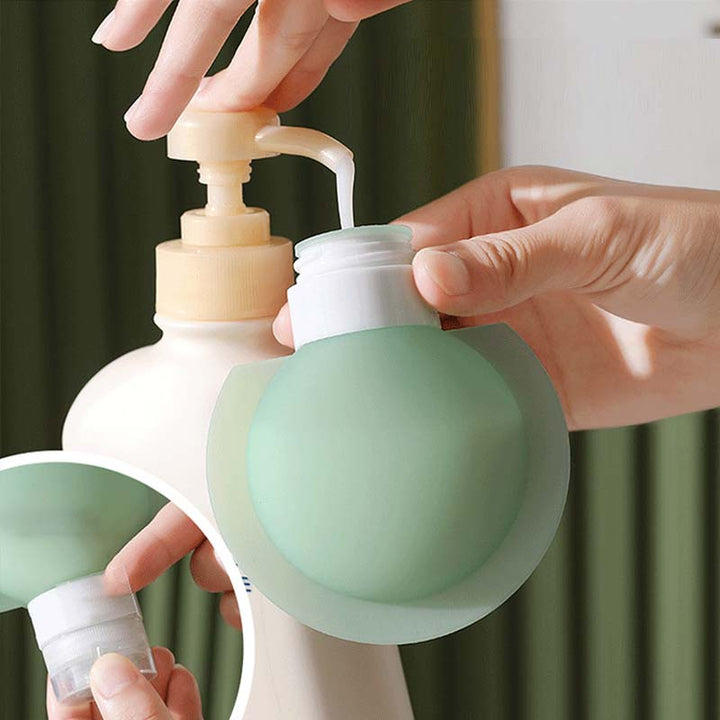 BowLift | Portable travel bottle made of silicone with large diameter