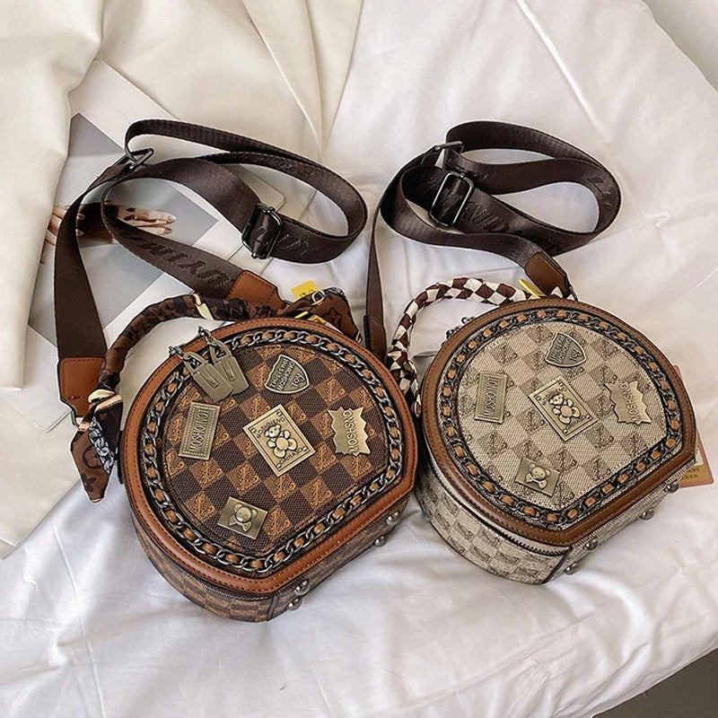 Fashionable Retro Bear Badge Shoulder Bag | Bowlift