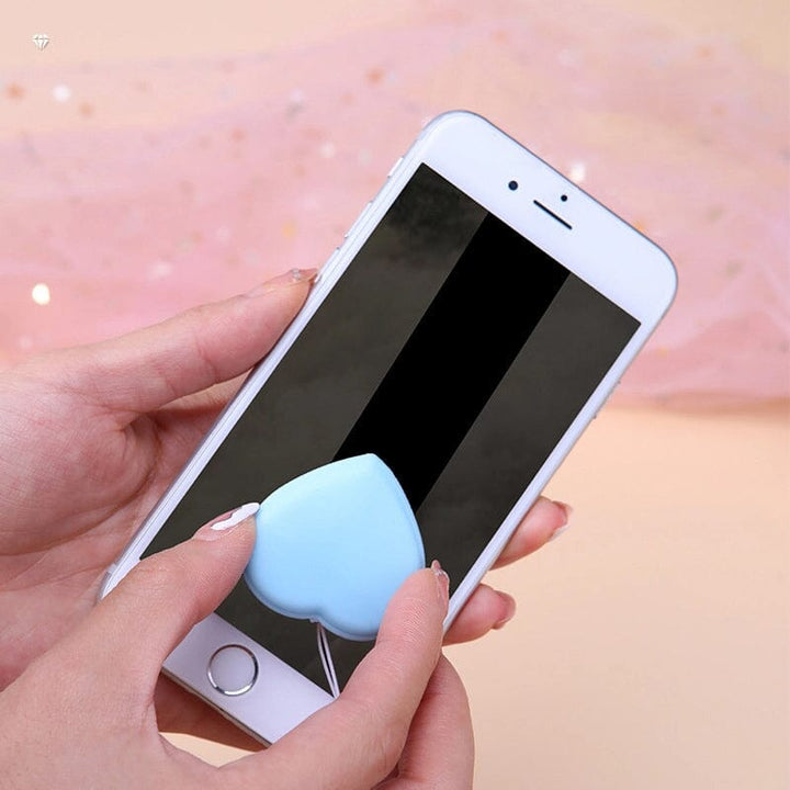 BowLift | Heart-shaped Macaron screen glass cleaner