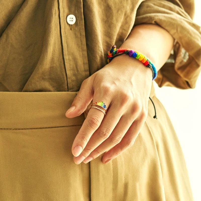 BowLift | Rainbow Micro Diamond Ring