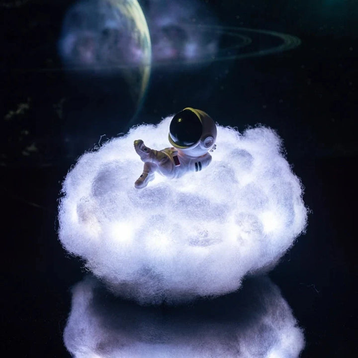 BowLift | Astronaut Cloud Light