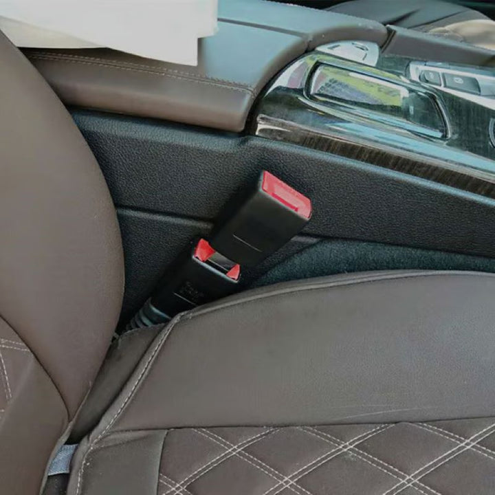 BowLift | Car seat belt buckle extender