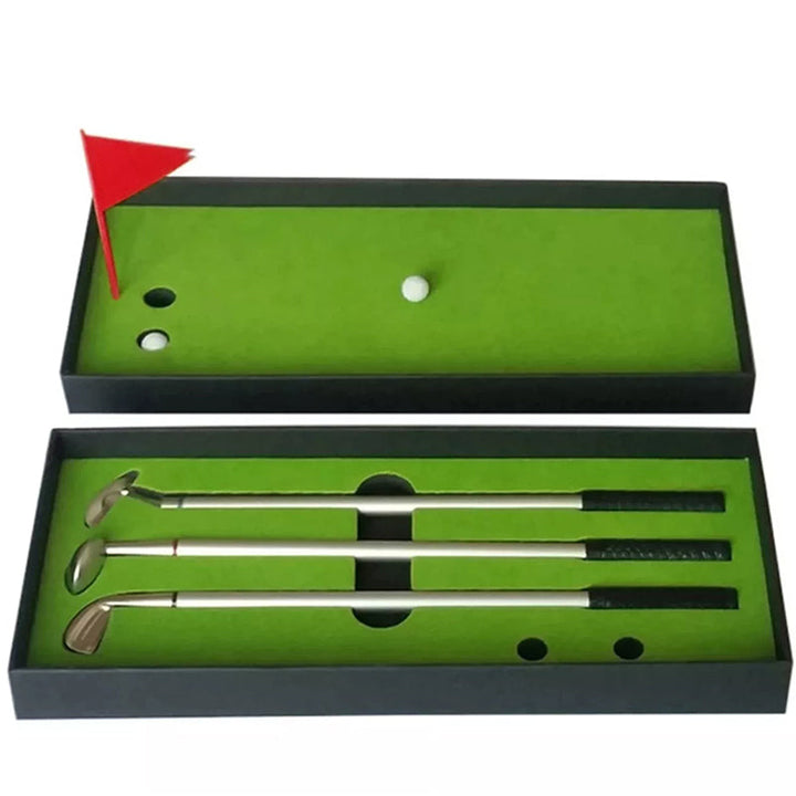 Golf gift with putting green Bowlift