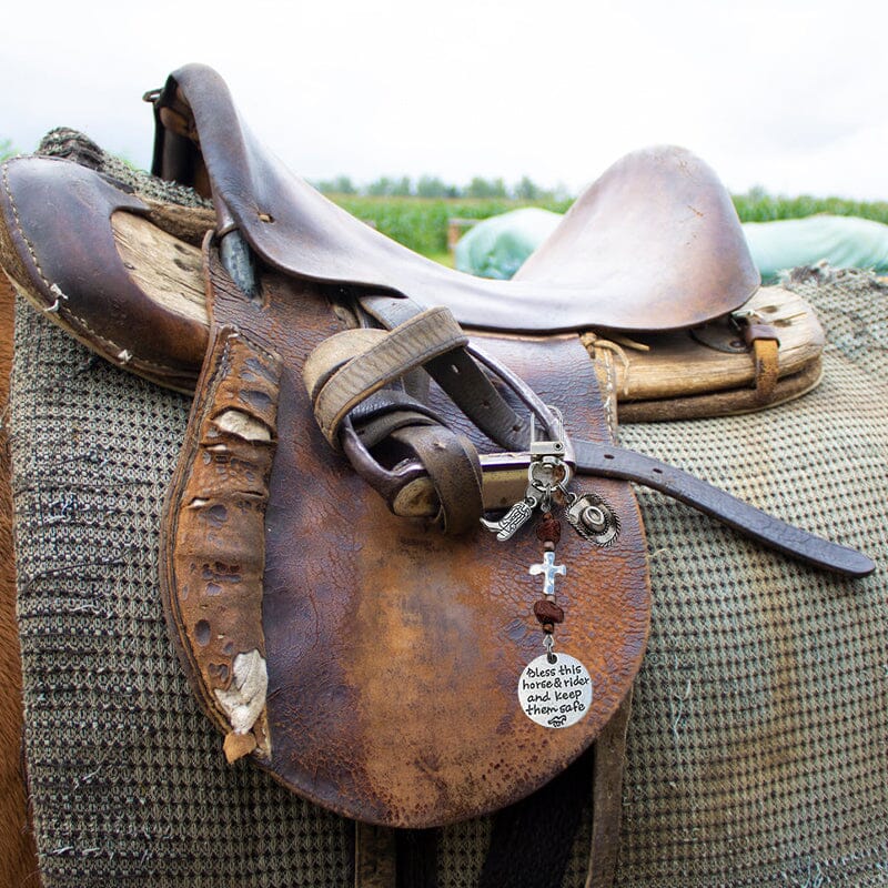 BowLift | Saddle and Bridle Charm Clip