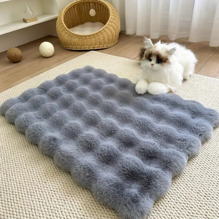 BowLift | Luxury Faux Fur Pet Mat