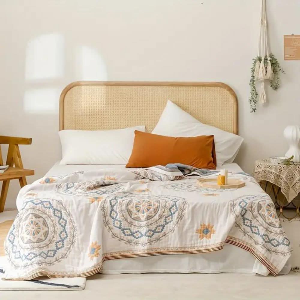 BowLift | CESS - Cotton blanket with Boho mandala
