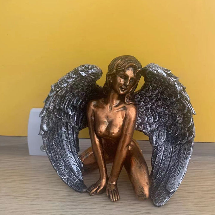 Art Angel Female Woman Wings Kneeling Cloak Hat | Bowlift