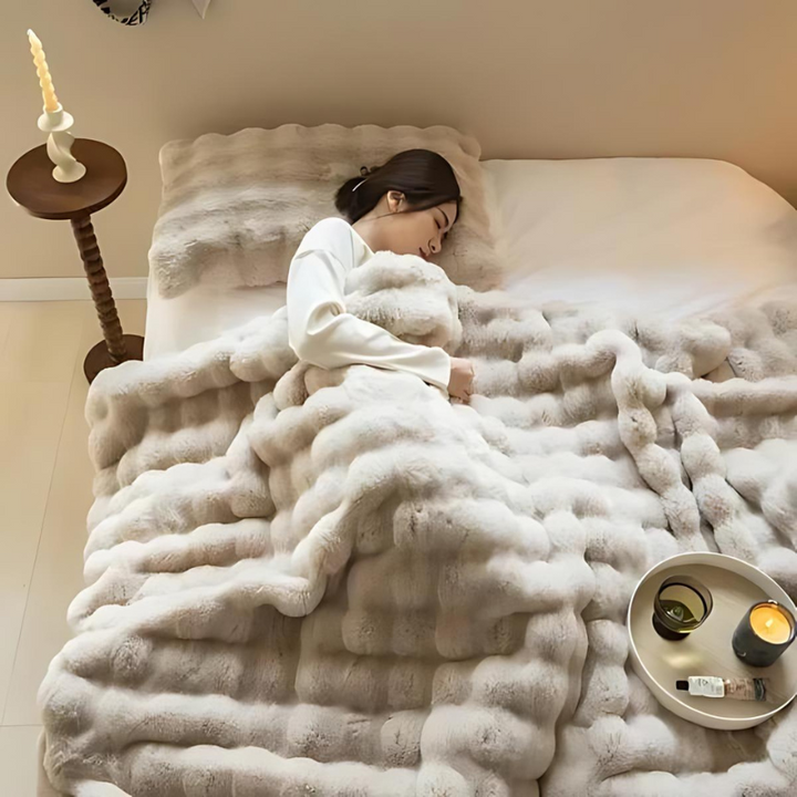 BowLift | Faux Fur Fleece Throw Blanket