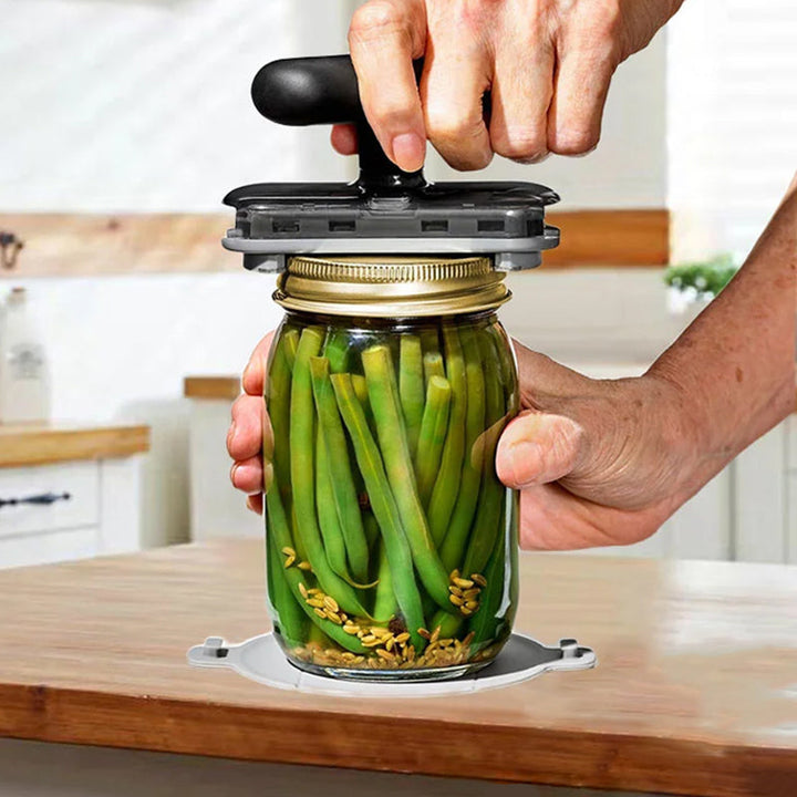 BowLift | Labor-saving can opener