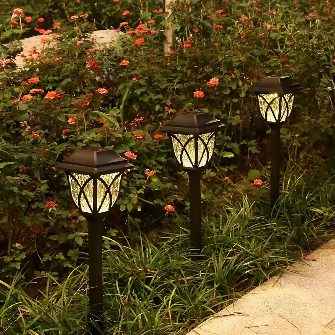 BrightGuard – Solar Outdoor Garden Light