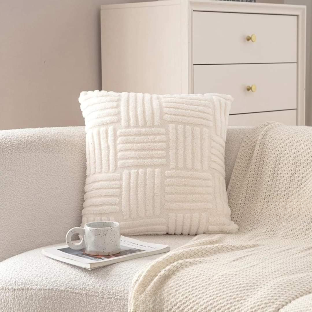 BowLift | Cushion covers for decorative cushions in various styles
