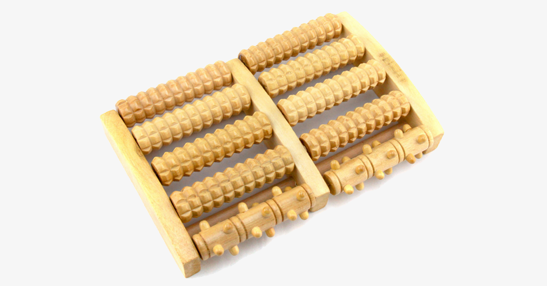 BowLift | Wooden foot massager