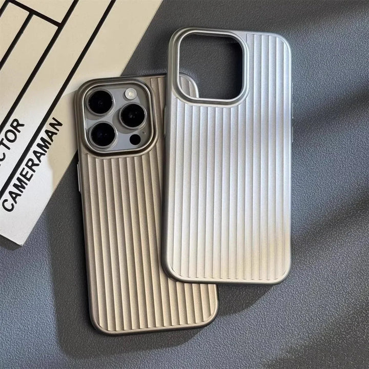 NoviroaShield | Ultra-thin shockproof phone case with drop protection | Bowlift