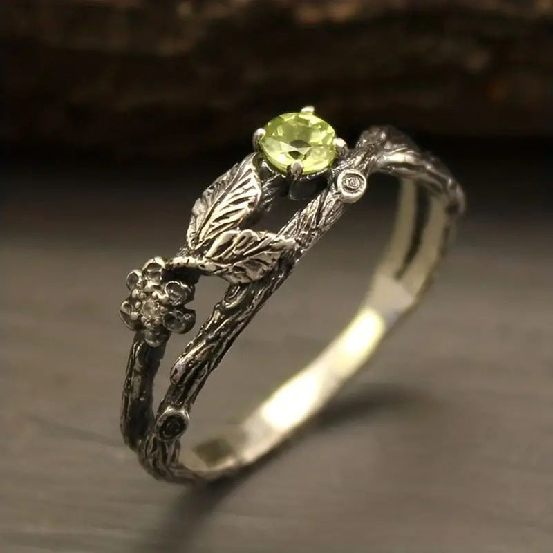 BowLift | Vintage Leaf Ring