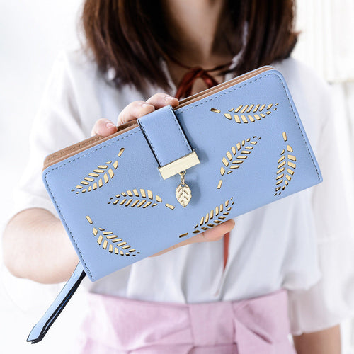 Ladies long wallet with leaf pattern | Bowlift