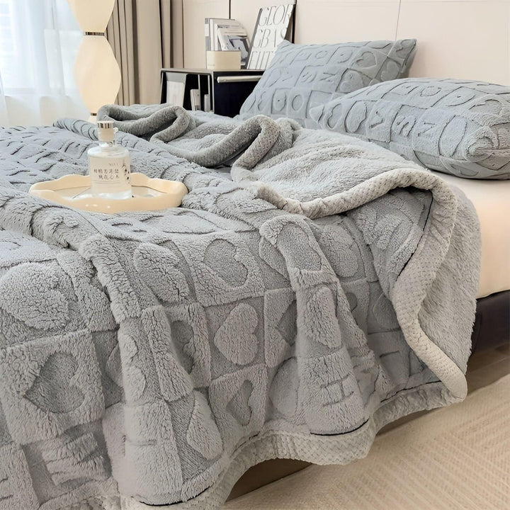 CoralDream Bowliftanket - Warm Fleece Winter Bowliftanket with DouBowlifte-Sided Heart and Letter Design | Bowlift