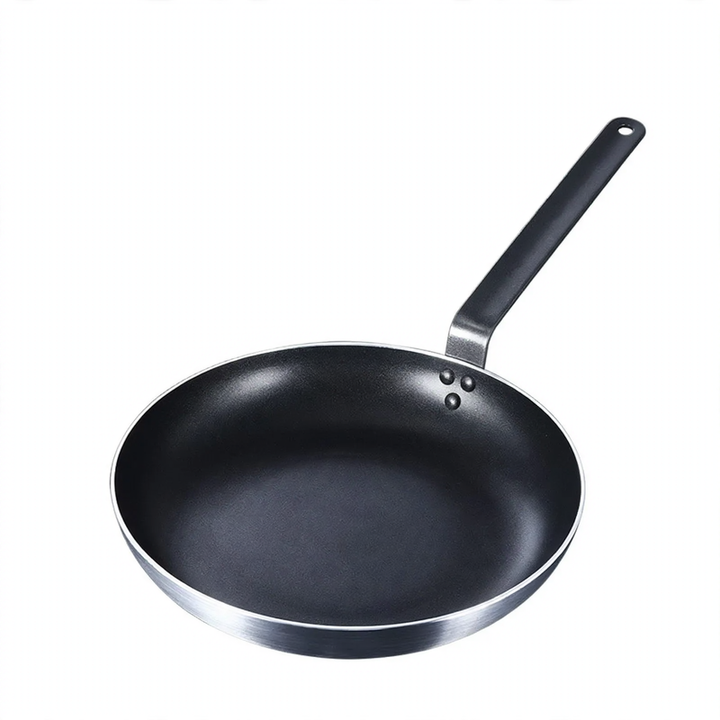 Aluminum frying pan with detachable handle
