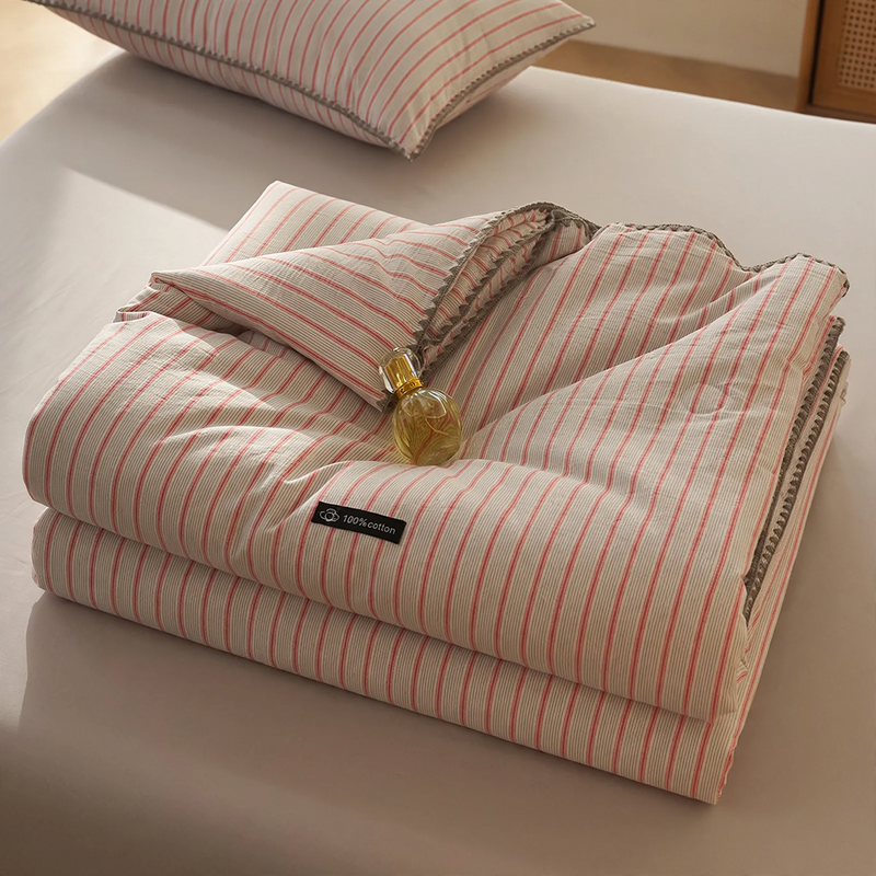 Cotton summer blanket, detergent-treated