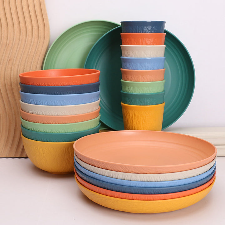 Ceramic dinnerware set, floral pattern, vintage style