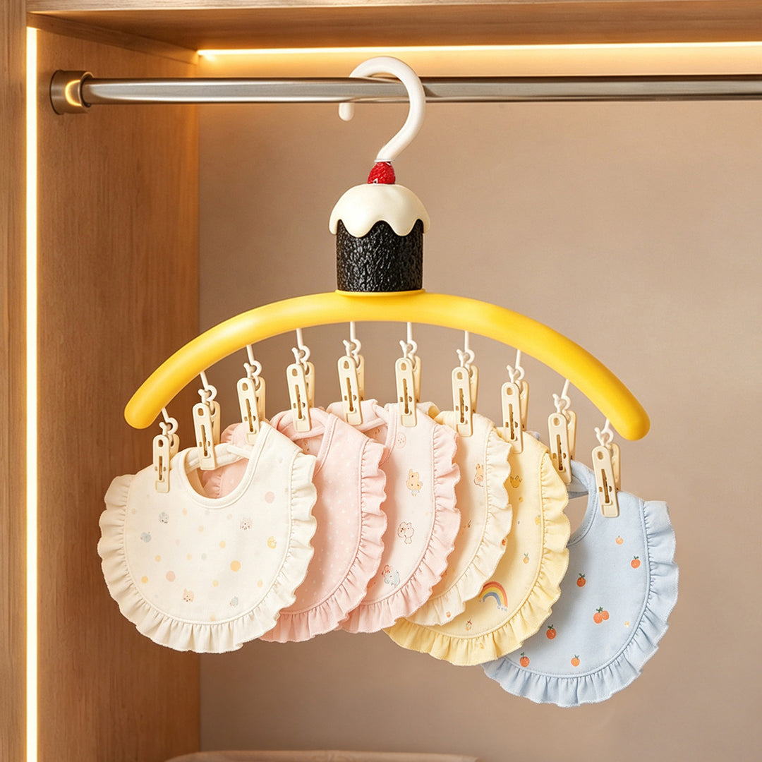 Cartoon Clothes Dryer Cake with Clips