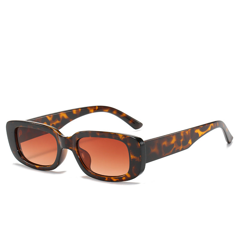 Fashion-Forward Square Frame Sunglasses Bowlift
