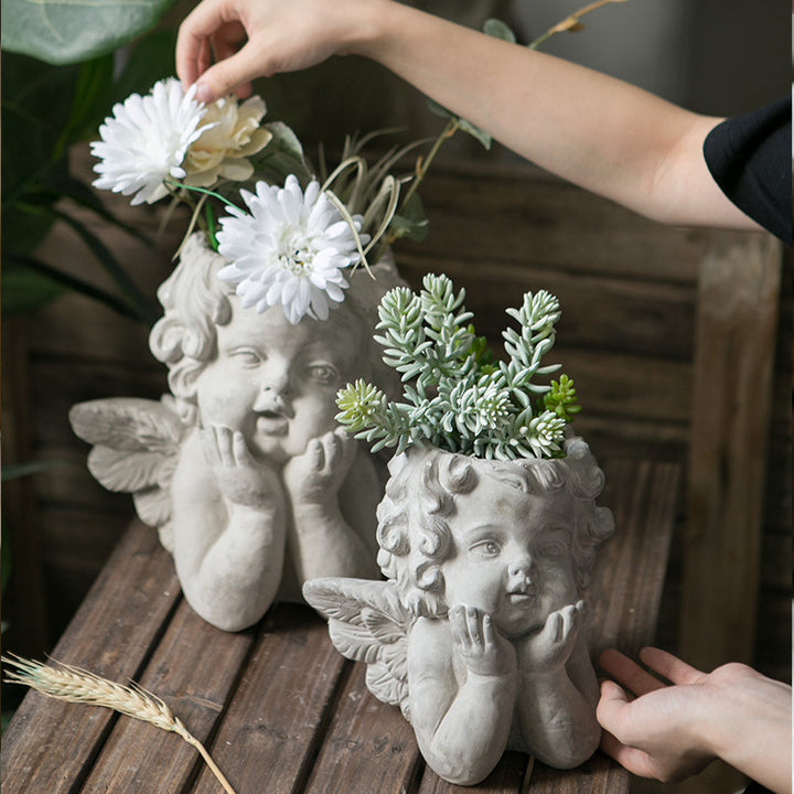 Decorative Art Object Bowlift