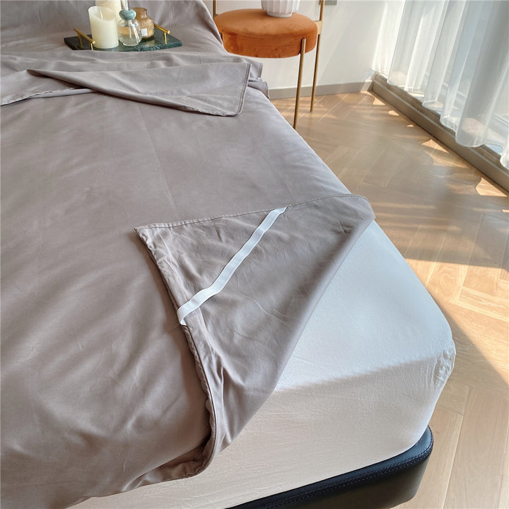 Deep-Pocket Elastic Corner Fitted Bed Sheet with Anti-Slip Straps