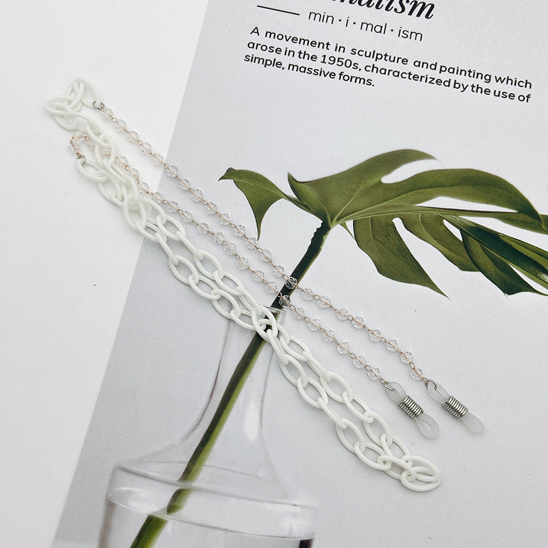 Fashionable Glasses Chain in Minimalist Design Bowlift