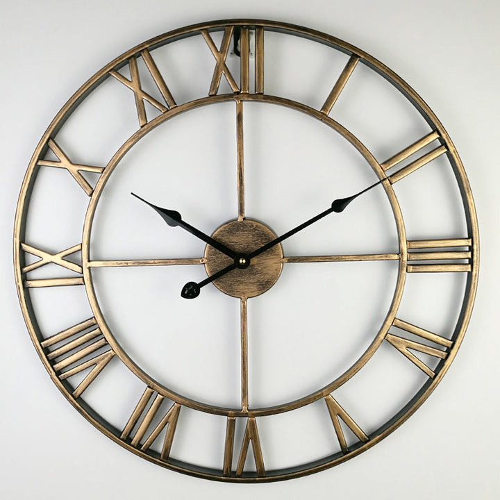 BowLift | Large Retro Wall Clock made of Iron - Timeless Elegance