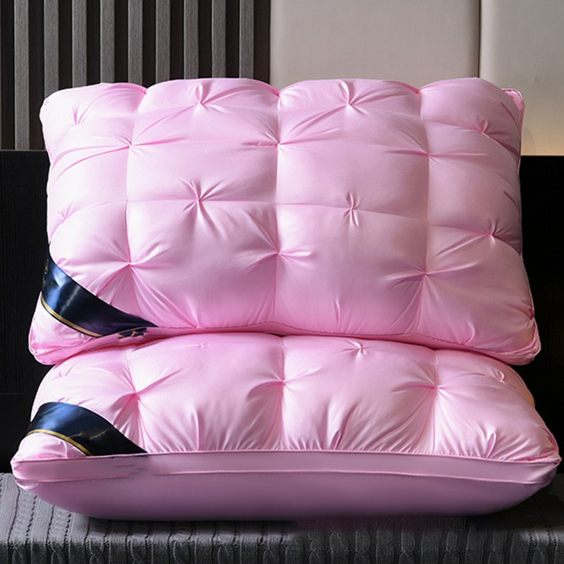 Ergonomic neck pillow with 3D quilting | Bowlift